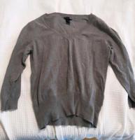 NEU Damen Oberteil dünner Pullover Gr. S grau V Ausschnitt Hessen - Schlangenbad Vorschau