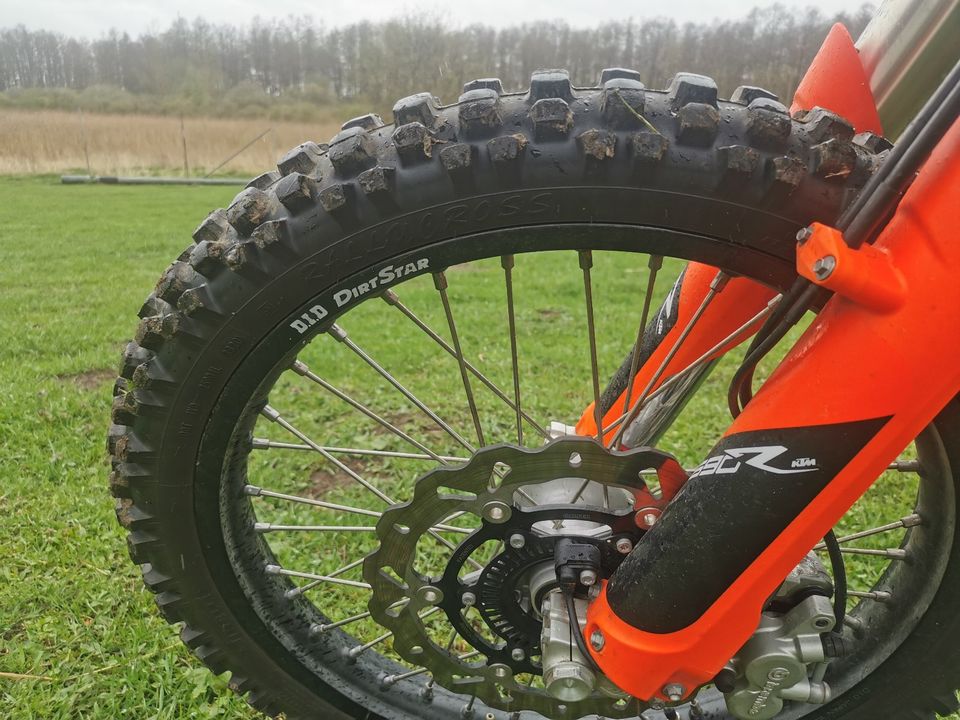 KTM 690 Enduro R mit erst 3863km in Neubrandenburg