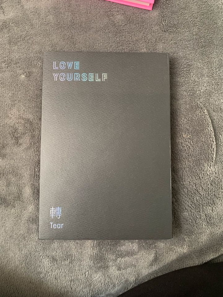 bts love yourself tear in Berlin