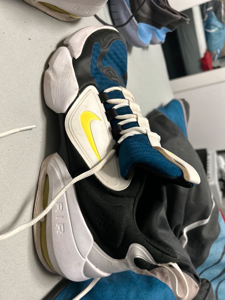 Nike Schuh Größe 45 in Trechtingshausen