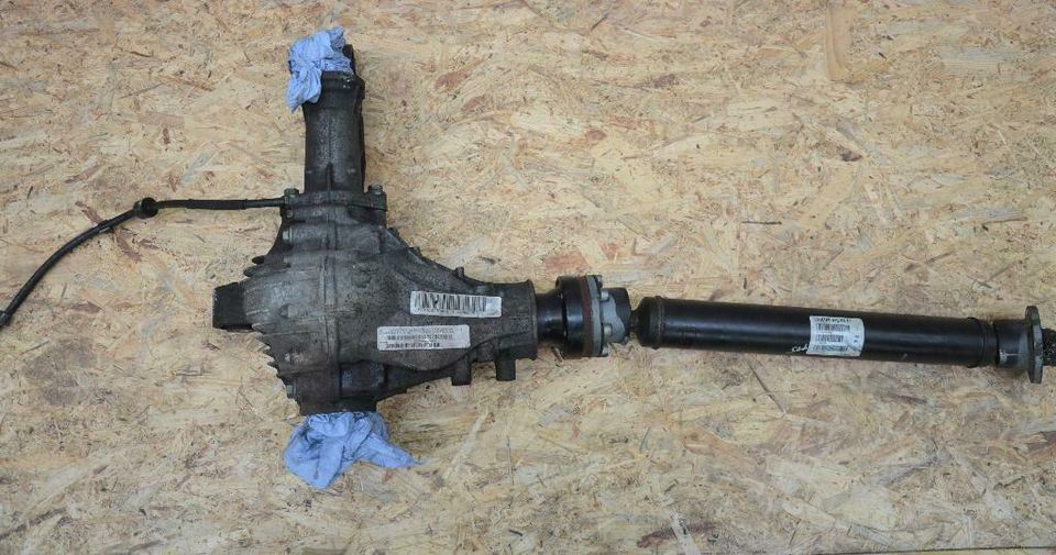 Original Mercedes ML GLE W166 Differential Vorne A1663300200 in Köln