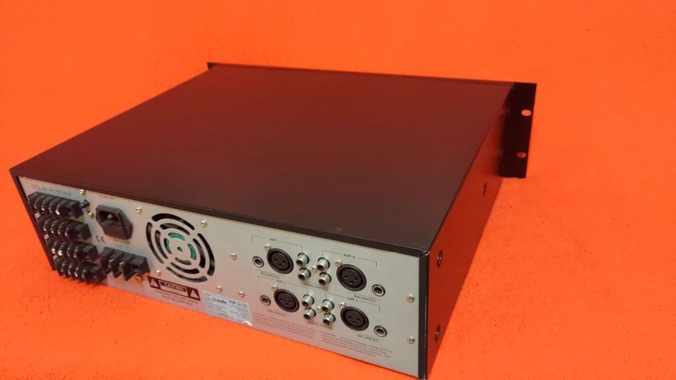 IC AUDIO Amp 4x120w Zoning Amplifier in Landshut
