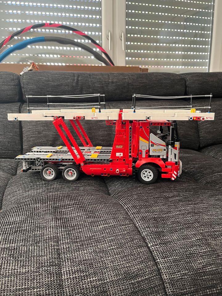 Lego Technik 42098 Autotransporter in Alsbach-Hähnlein