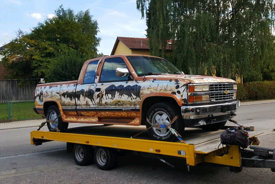 Abschlepp , Überführung  , Fahrzeugtransport  , Autotransport in Reichertshofen