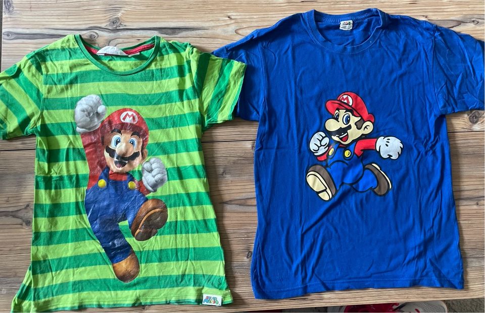 2 Supermario Shirts Gr. 140/146 in Essen