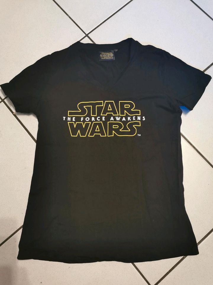 Star Wars T-Shirts/ 1x L Damen/ 1x M Herren in Oberhausen