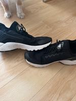 Nike Air Huarache, Damen Größe 39 München - Schwanthalerhöhe Vorschau