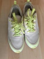Nike Air Max thea Creme  neon grün linettengrün beige 37,5 Stuttgart - Möhringen Vorschau