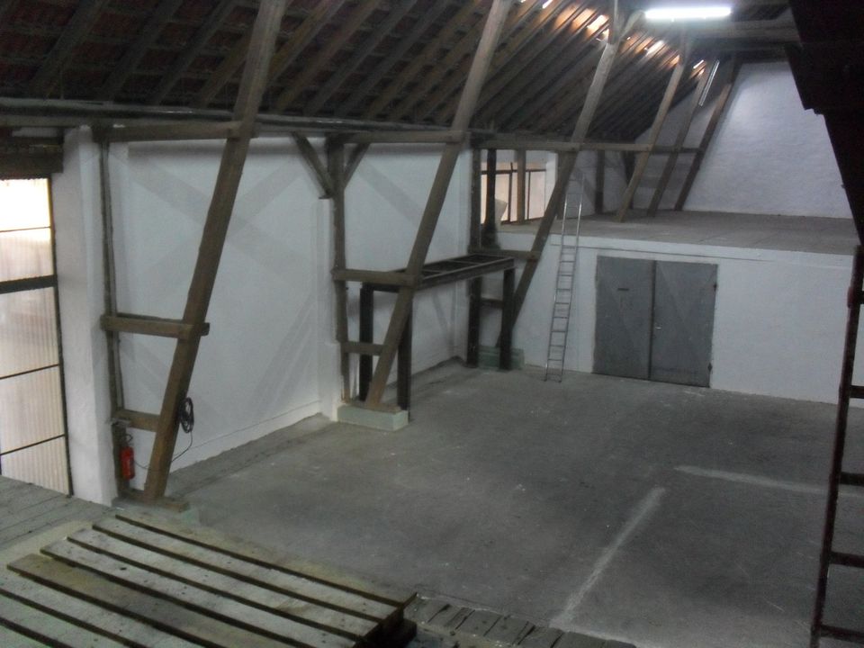 Stellplätze,Lager,Garage uvm.ca.140 m²/ 100m² in Straach