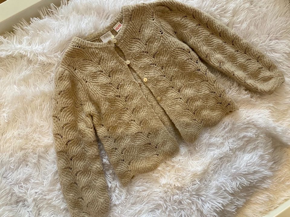 Zara  h&m Kinder Jacke in Hamburg