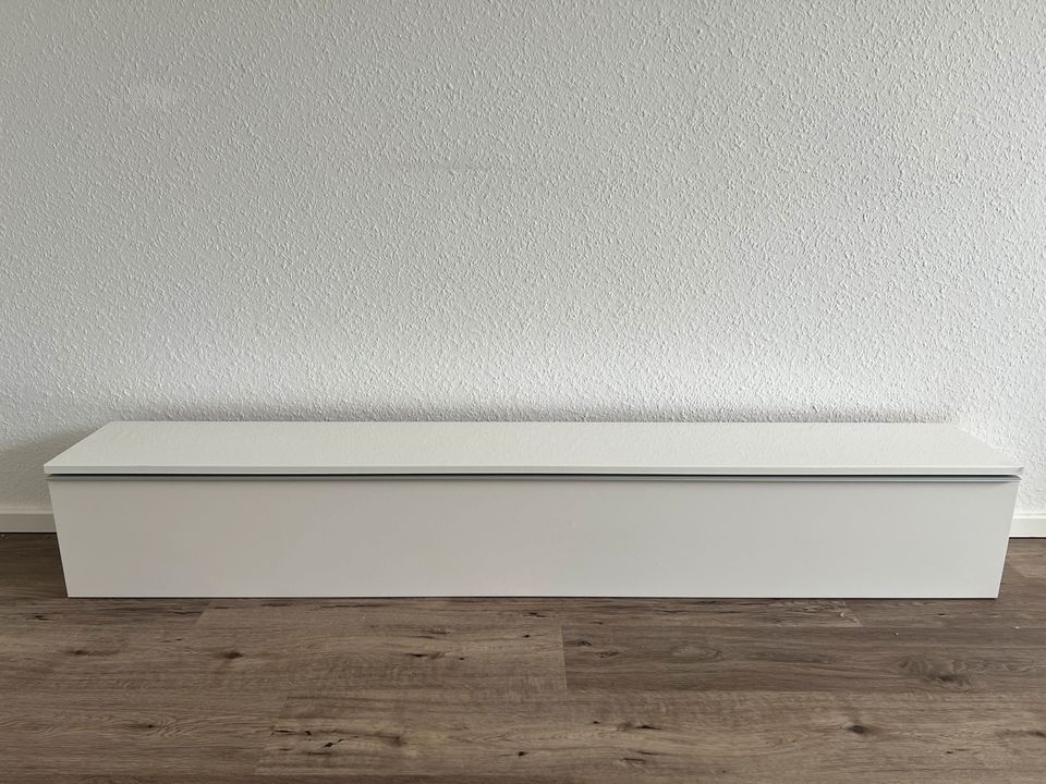 Highboard/ Hängeschrank von Ikea in Görlitz