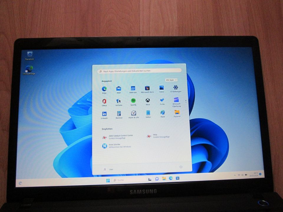 Samsung 305E7A-S04DE; 17,3", AMD A8-3529Mx1,6 GHz, 500 GB HDD, in Ostfildern