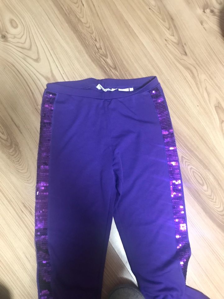 Leggins in 170 cm. Sehr gute Zustand. 100% Viskose in Marl