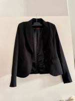 Schwarzer Blazer von Jessica Gr. 34 Bayern - Krumbach Schwaben Vorschau