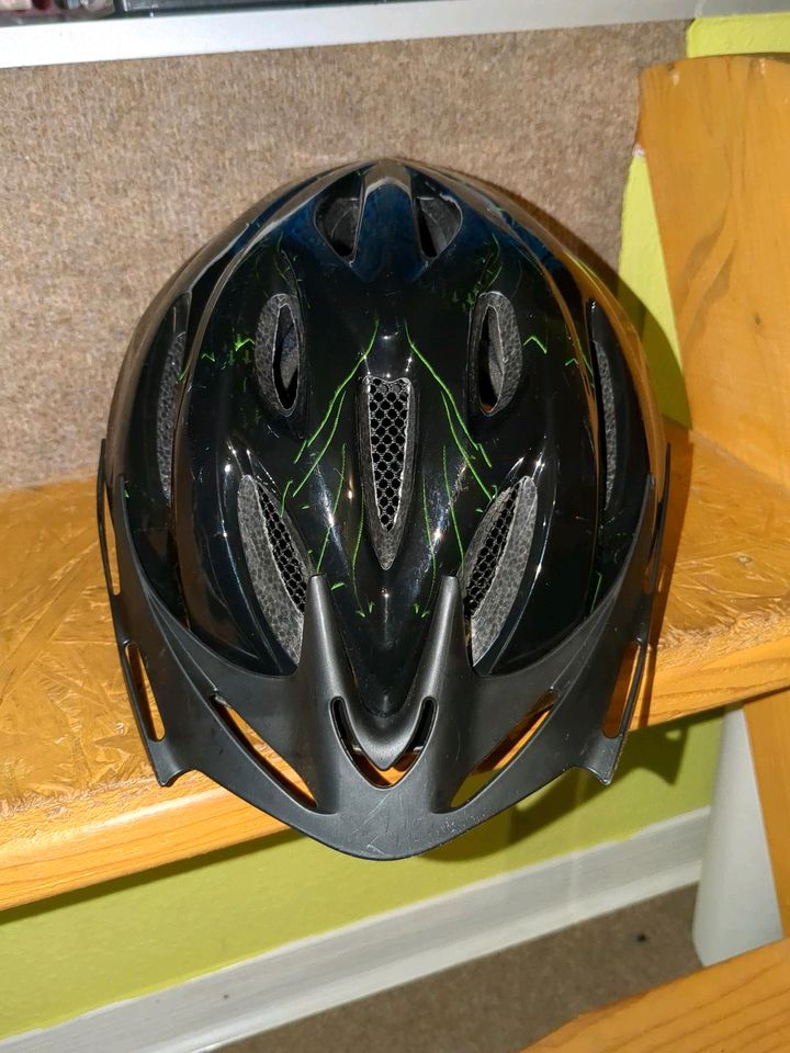 Fahrrad Helm in Bremen