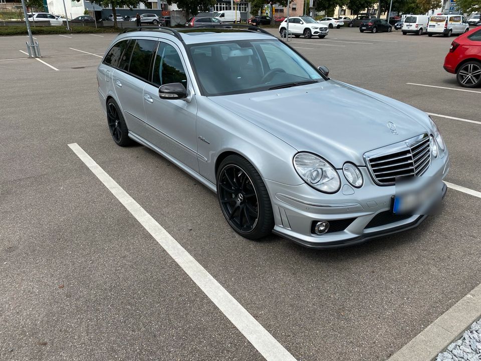 Mercedes AMG E63 E-Klasse S211 Mopf in Stuttgart