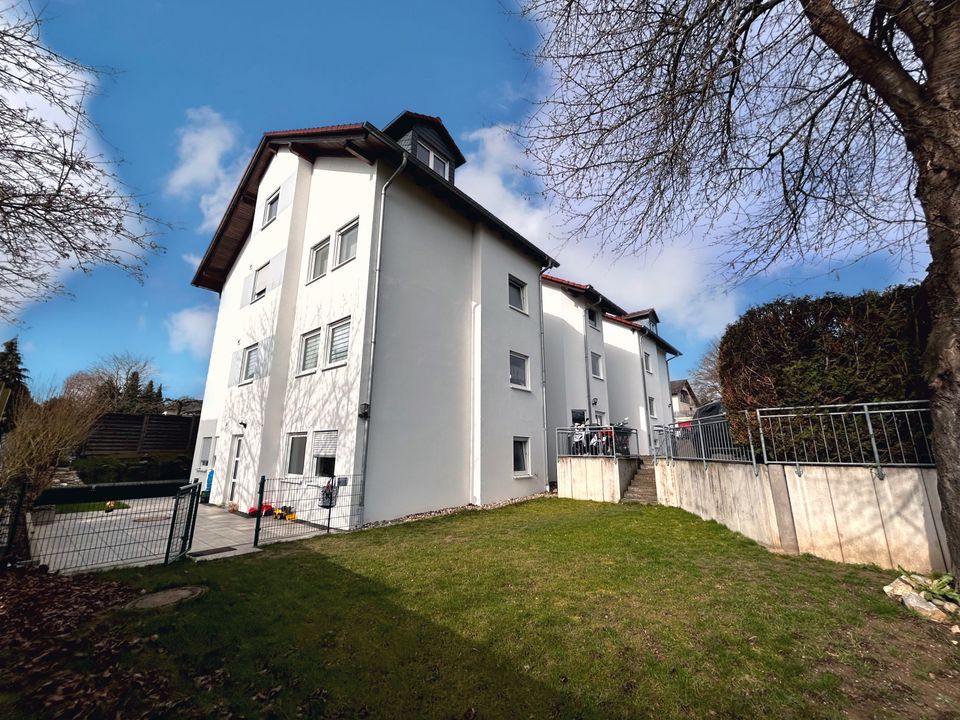 Sonnige 4 Zi Wohnung mit großer Terrasse in bester Lage Gießen / Lützellinden in Gießen