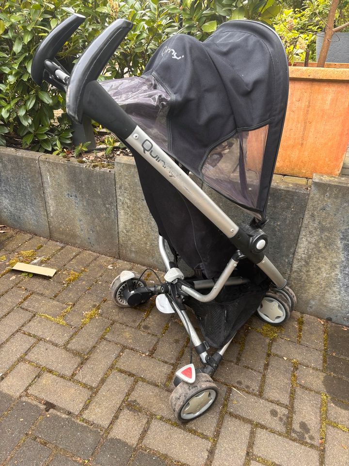 Quinny Buggy zzgll. Regenschutz und Reisetasche in Meerbusch