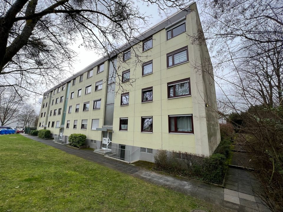 Schöne 2-Zimmer Wohnung mit Balkon in Schwalbach in Schwalbach a. Taunus
