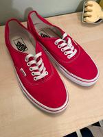 Vans Turnschuhe Sneakers - neuwertig Gr. 40, 25,5 cm Bayern - Karlsfeld Vorschau