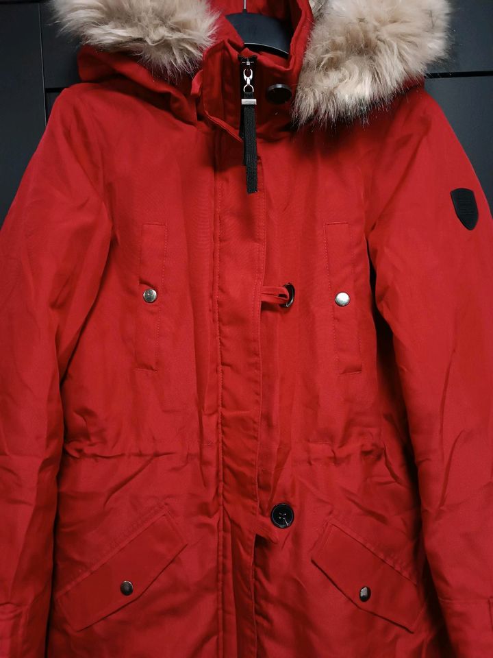 Vero Moda Parka Mantel Größe S rot in Wachtberg