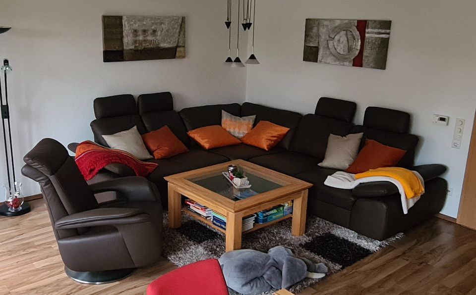 Echtleder-Wohnlandschaft / Eckgruppe mit Relax-Sessel in Oldenburg