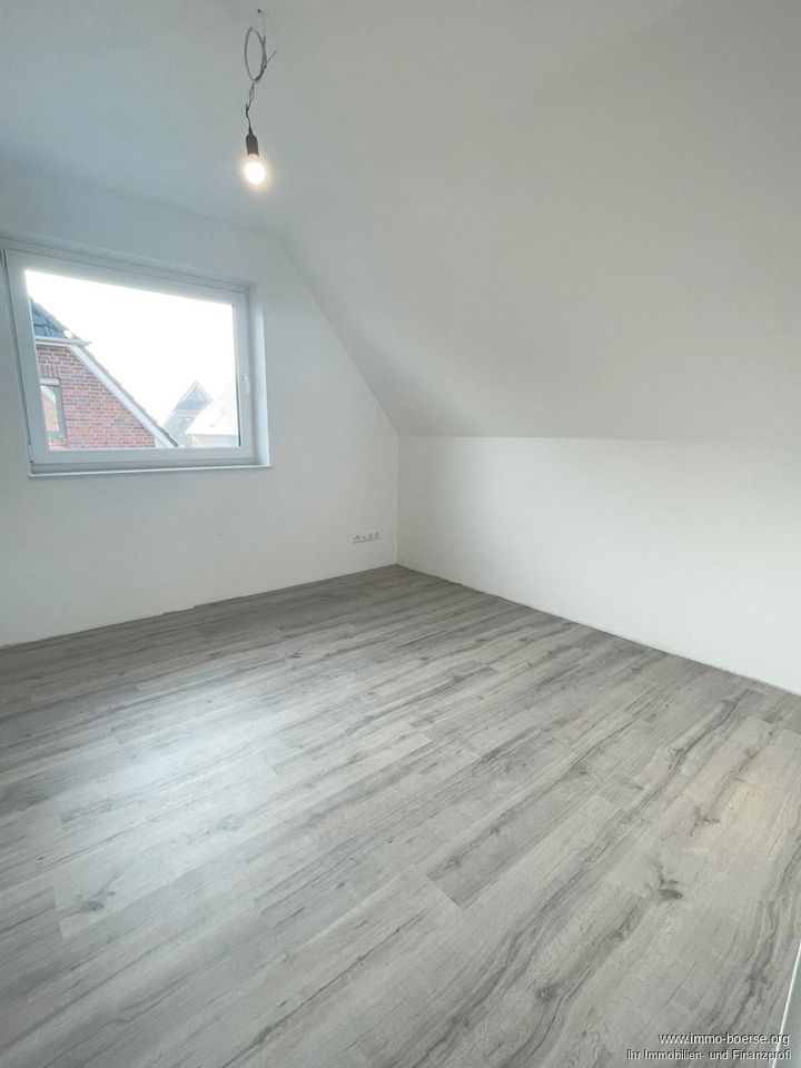 **KfW 55** Neubau Doppelhaushälfte in Oldenburg zu verkaufen! +Keine Käuferprovision+ in Oldenburg