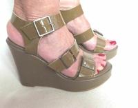 Buffalo Gothic Wedges Plateau Sandale Olive Lack Keilabsatz 39 Wiesbaden - Mainz-Kastel Vorschau