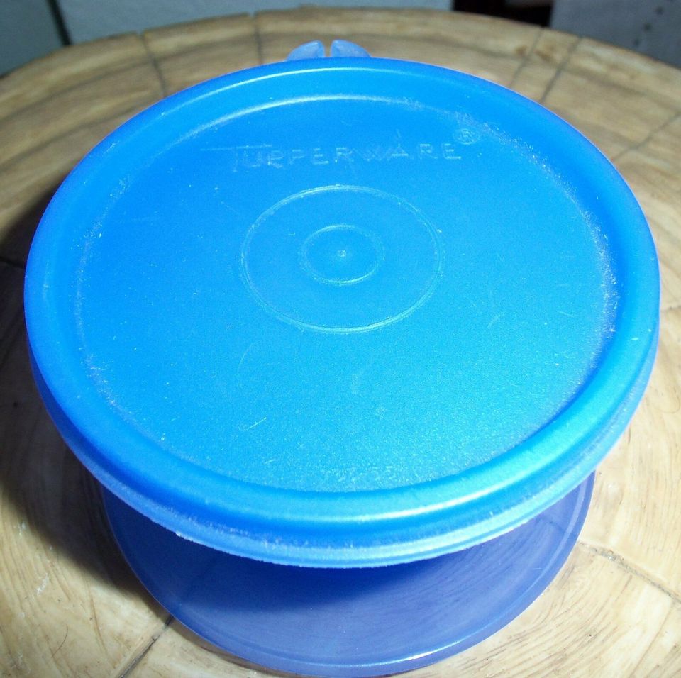 Tupperware Rührschüssel / Saftbehälter / Eisschale / Trinkbecher in Nußloch