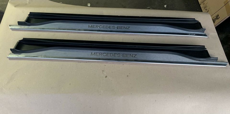 Mercedes-Benz R129 SL Einstiegsleisten Rechts & Links 1296800335 in Hanau