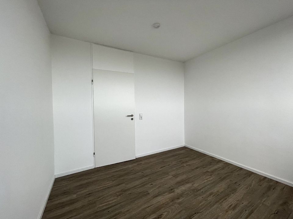 3-ZIMMER WOHNUNG MIT WEITBLICK IN KREFELD ZU VERMIETEN! in Krefeld