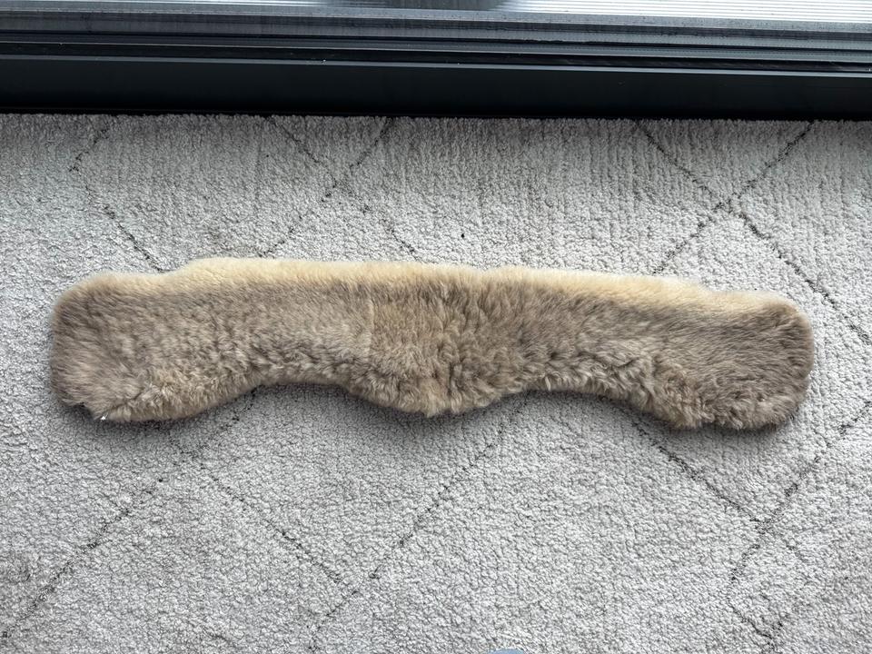 Mattes Kurzgurt Ersatz Lammfell asymmetrisch slim line 75 cm in Vechta