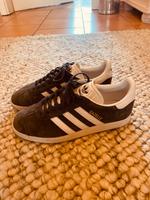 Adidas Gazelle grau 37 1/3 Kreis Ostholstein - Bad Schwartau Vorschau