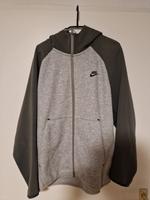 Nike Tech Fleece Jacke Nordrhein-Westfalen - Overath Vorschau