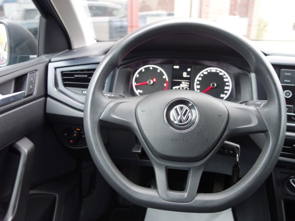 Volkswagen Polo VI  PDC V+H SItzheizung Klima Bluetooth in Willich