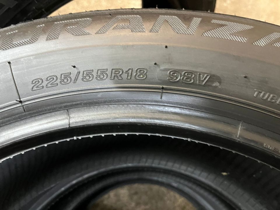 Bridgestone Turanza T001 225 55 R18 98V Neue Demo in Berlin