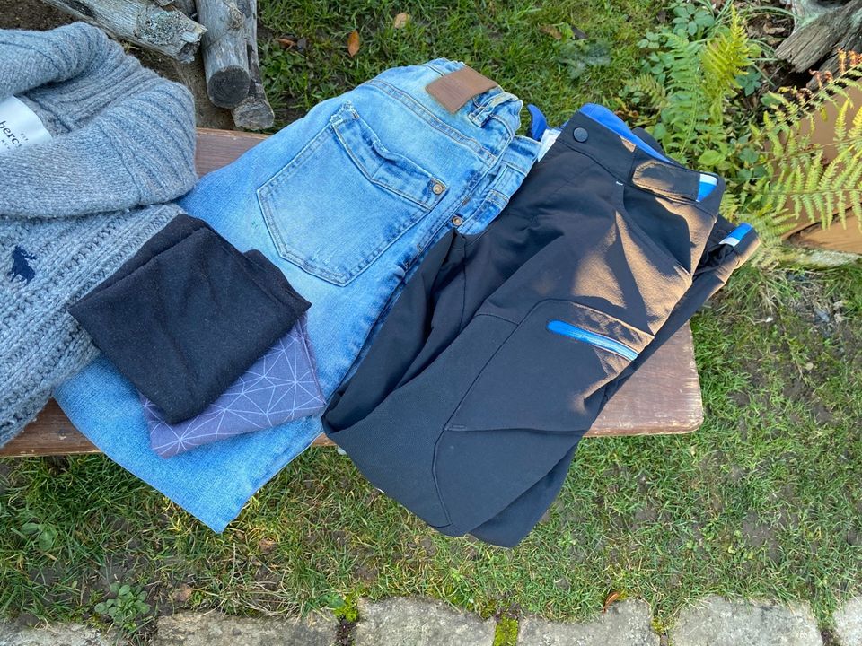 Paket. 134/140 jungs Pullover Hosen Unterhose lang Shirts in Winterstein