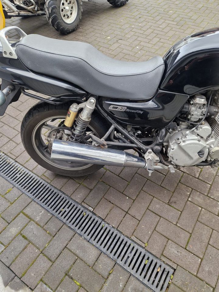 Honda CB750 Sevenfifty in Waldbröl