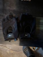 Nike Sport/Fahrrad Handschuhe Niedersachsen - Deutsch Evern Vorschau