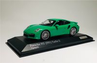 Porsche 911 Turbo S PTS vipergrün 1/43 OVP Minichamps Hessen - Dietzenbach Vorschau