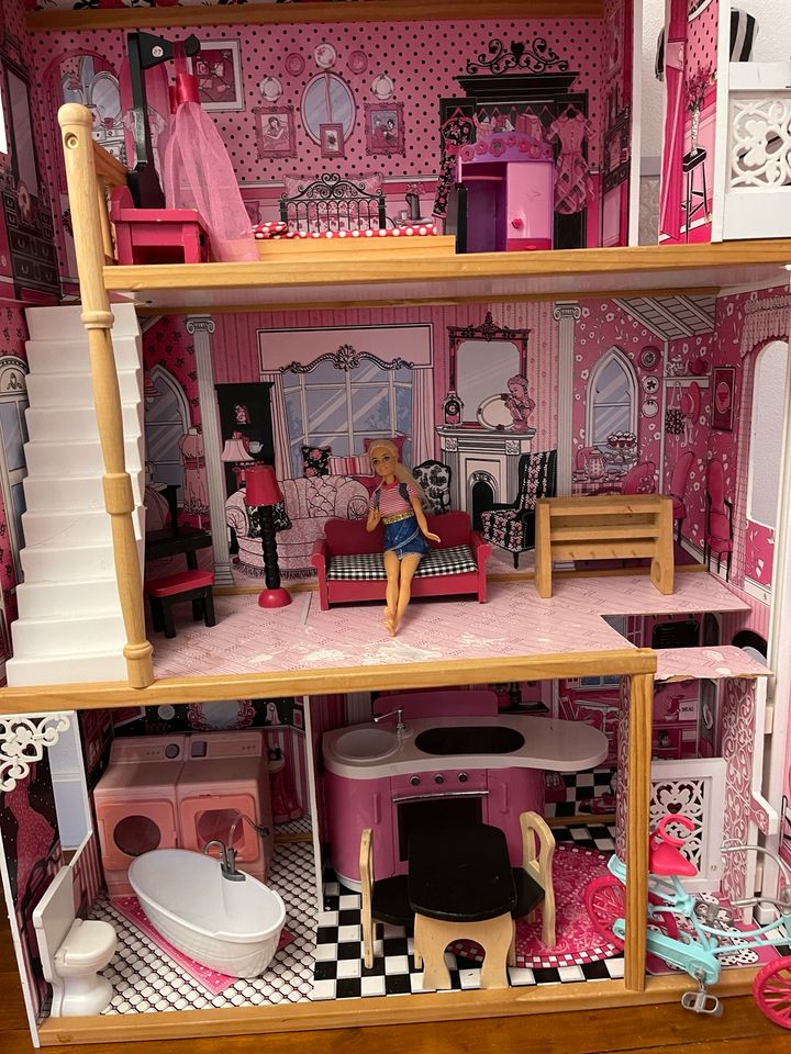 Puppenhaus Spielhaus Barbiehaus in Legau