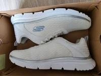 Skechers Schuhe neu Baden-Württemberg - Baden-Baden Vorschau