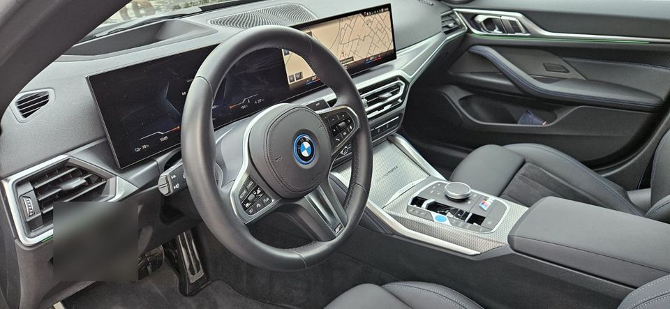 *** BMW I4 eDRIVE 35 GRAN COUPE - SCHWARZ *** in Neufahrn