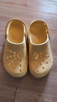 Gelbe Garten-Crocs Sommerschuh Gr. 33/34 wie neu Bayern - Chieming Vorschau