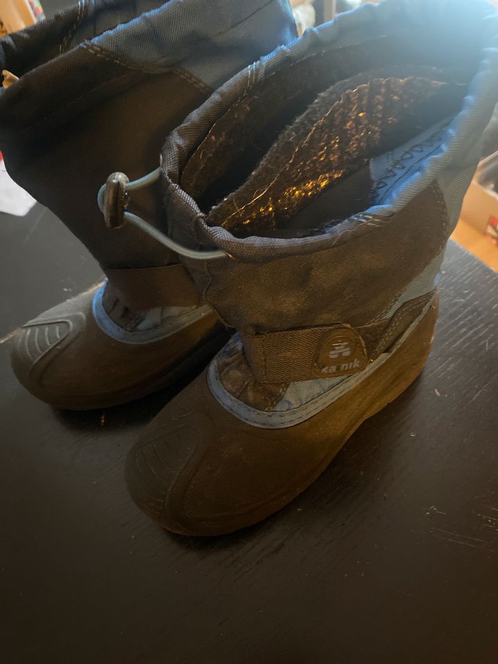 Kamik Schuhe Regenstiefel gr 31 mitwachsend in Triefenstein