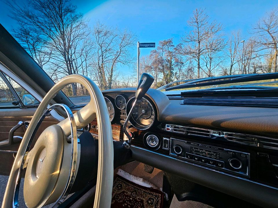 Weißen Mercedes Oldtimer als Hochzeitsauto mieten! in Stuttgart