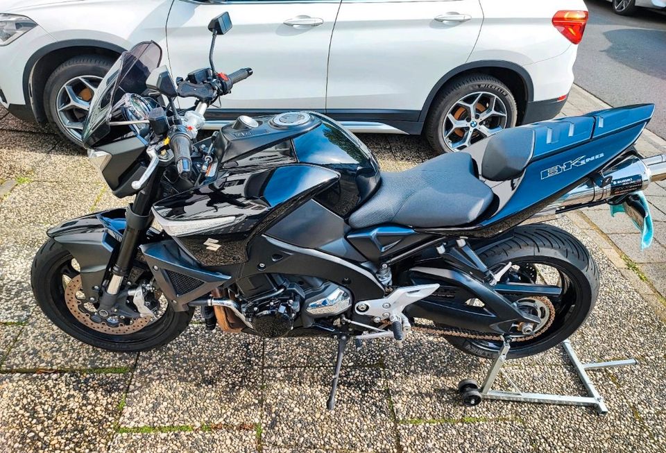 Suzuki GSX 1300cc / BK/ Yoshimura Anlage vom Werk /TÜV Neu in Duisburg