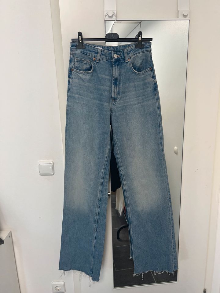 Zara high waist Wide leg Jeans 36 in Titz