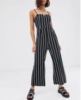 Neuwertiger Jumpsuit Bershka, M/L, gestreift, schwarz/weiß Nordrhein-Westfalen - Kamp-Lintfort Vorschau