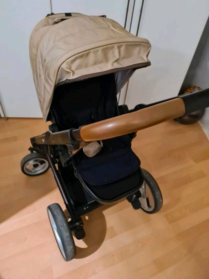 Mutsy iGo Kinderwagen/ Kombikinderwagen + Adapter für Maxi Cosi in Augsburg